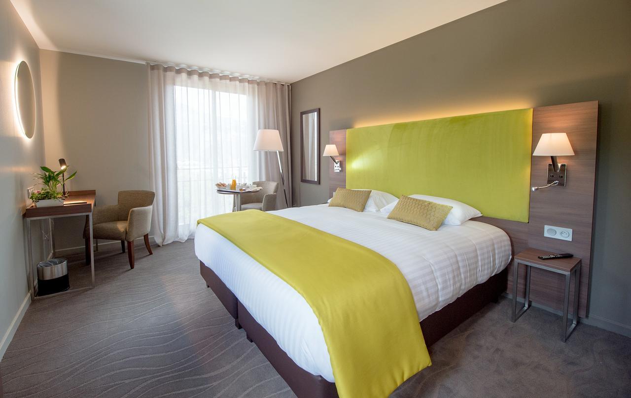Hotel Lou Castelet Carros Exterior foto